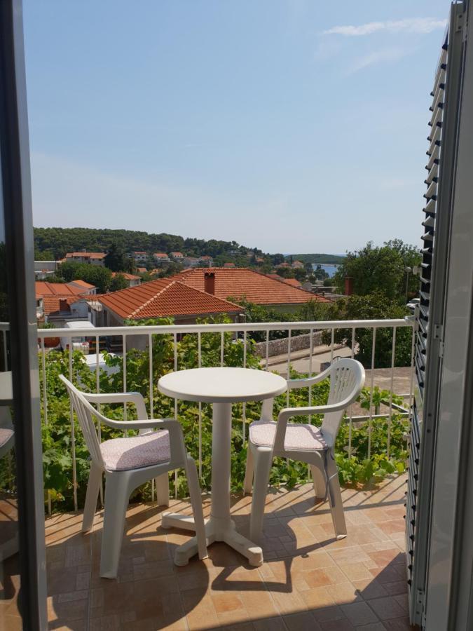 Luka'S Lodge Guesthouse & Hostel Hvar Town Kültér fotó