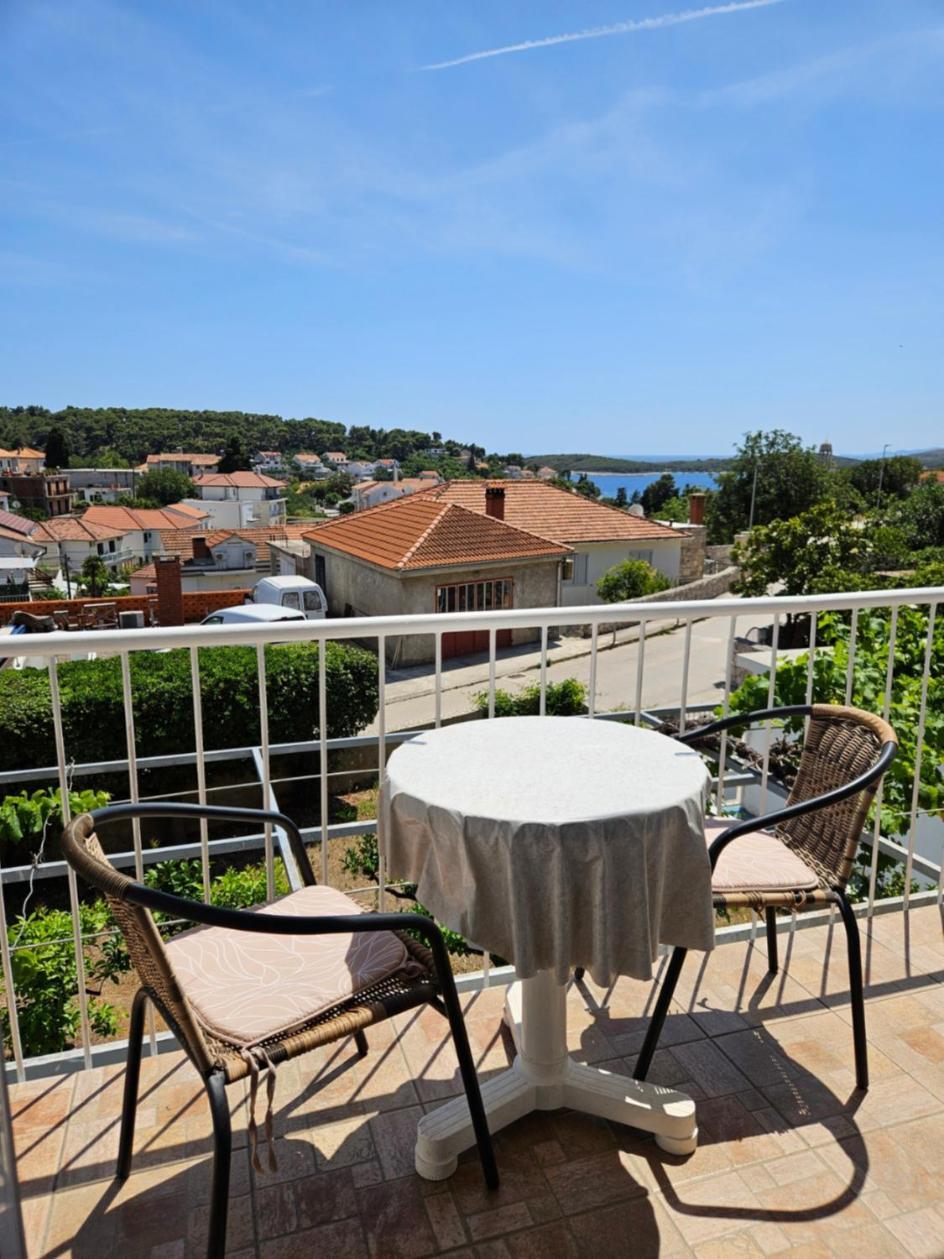 Luka'S Lodge Guesthouse & Hostel Hvar Town Kültér fotó