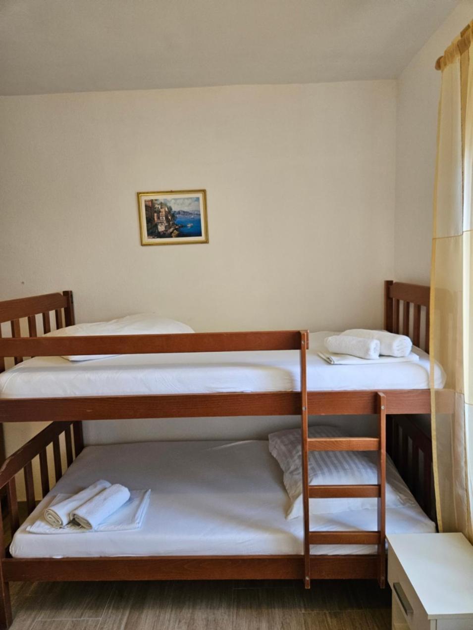 Luka'S Lodge Guesthouse & Hostel Hvar Town Kültér fotó